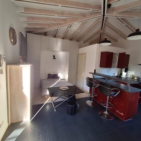 Appartamento Studio Entre Mer Et Terre Èze Esterno foto
